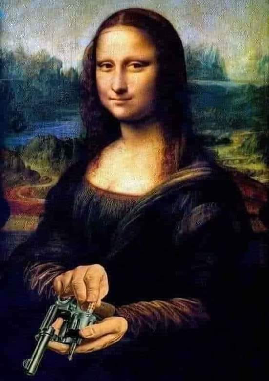 Nàng Mona Lisa đang lắp đạn vào súng