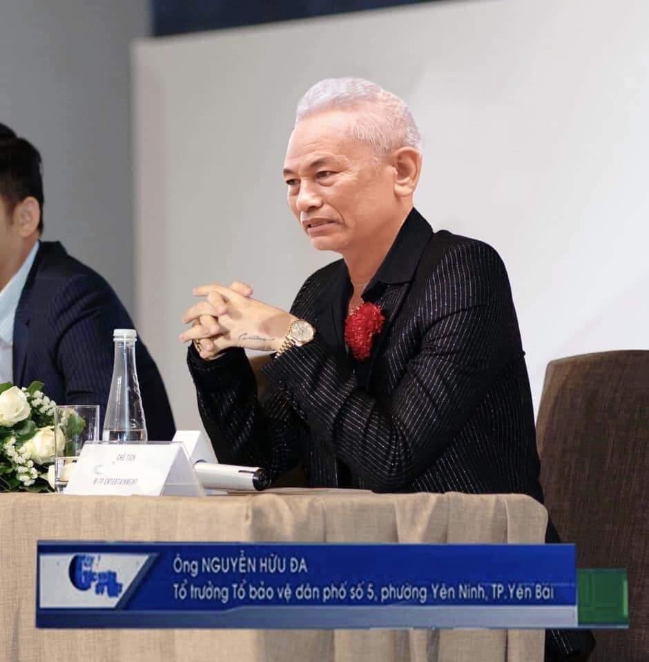 Ông Nguyễn Hữu Đa tổ chức họp báo